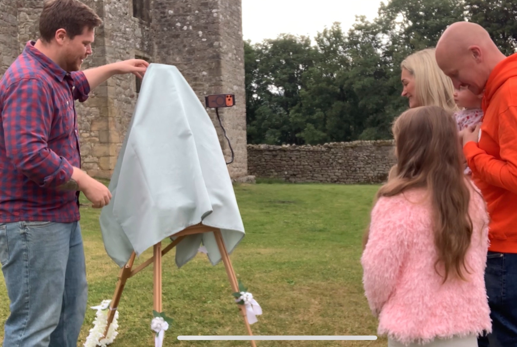 Leah and Olly Reveal Video